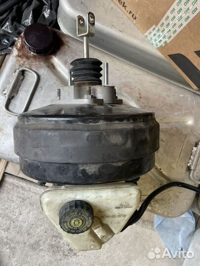 W221 вакуумный усилитель тормозов