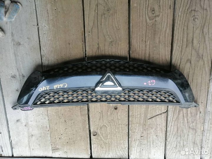 Решетка радиатора Toyota Caldina 240