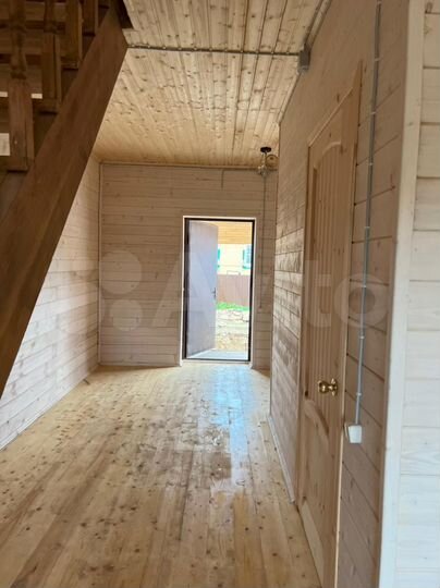 Дом 145 м² на участке 5 сот.