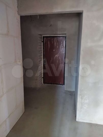 2-к. квартира, 65 м², 1/16 эт.