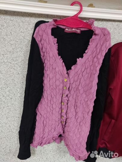 Женские свитера, кофты туники