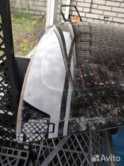 Стекло багажника Toyota caldina st215