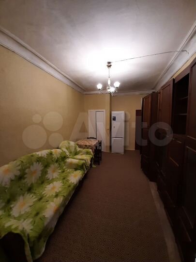 Комната 30 м² в 7-к., 1/5 эт.