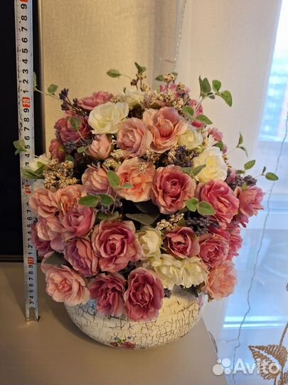 Искусственный букет в кашпо