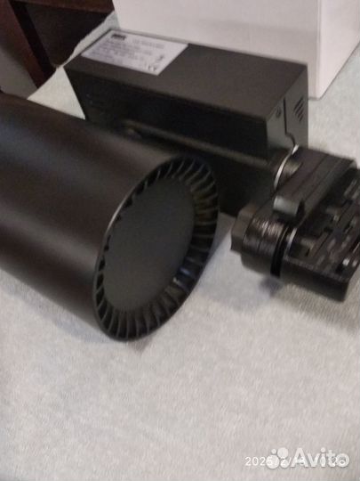 Светодиодный трековый светильник ob2105tr-30w