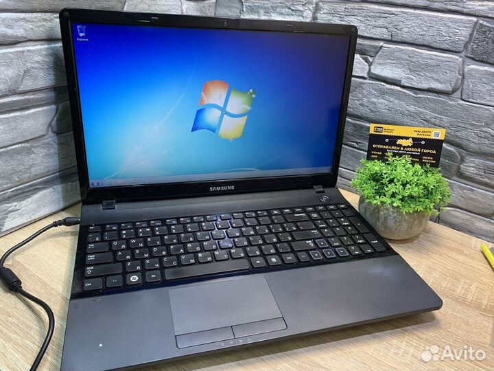 М.23981 Samsung i3(2th) 4х2,30 GHz /4/SSD64 GB