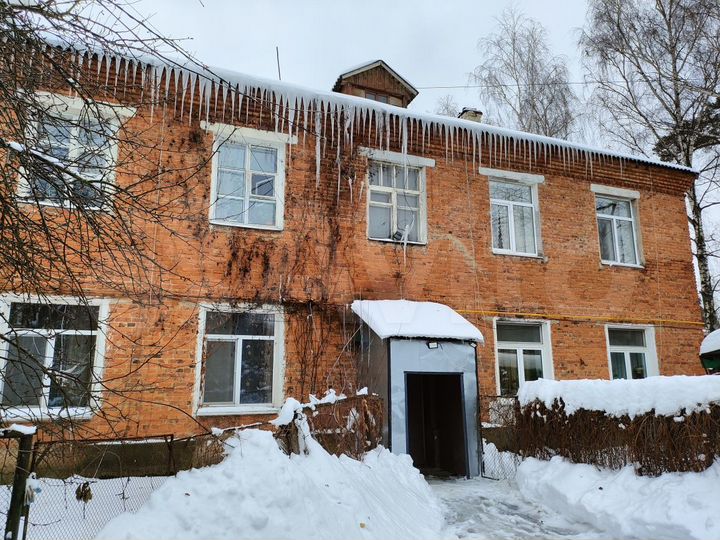 Комната 12 м² в 3-к., 1/2 эт.