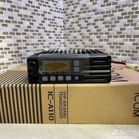 Авиационная радиостанция Icom IC-A110 (Новая)