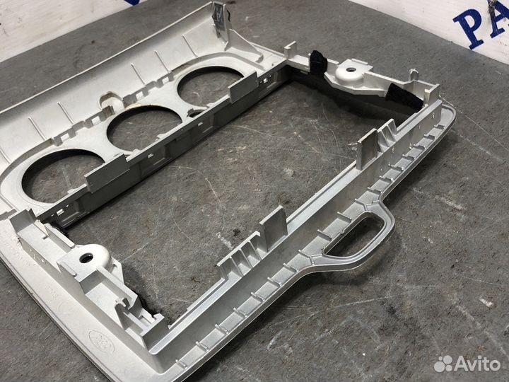 Рамка магнитолы ford focus 2