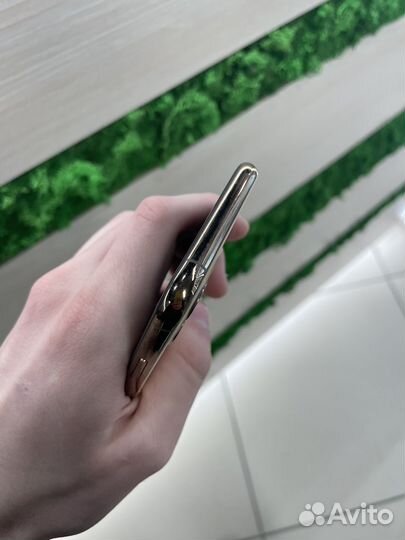 iPhone 11 Pro, 64 ГБ