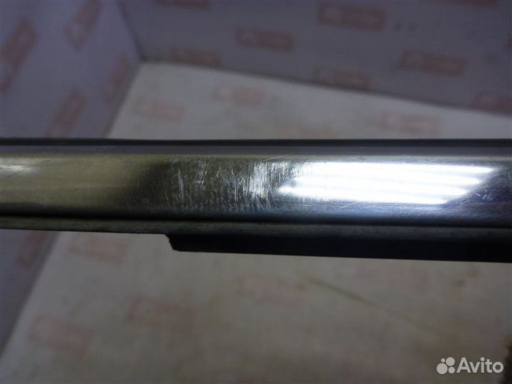 Уплотнитель стекла двери бархотка передний правый