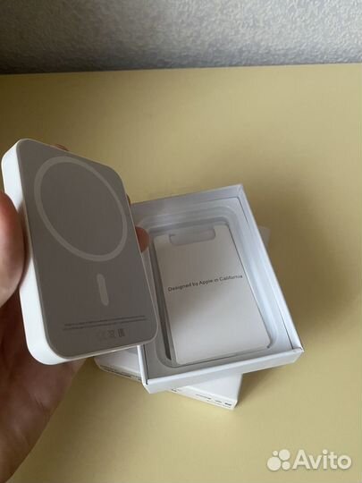 Повербанк magsafe