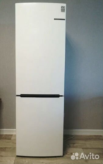 Холодильник Bosch serie 4 Nature Cool