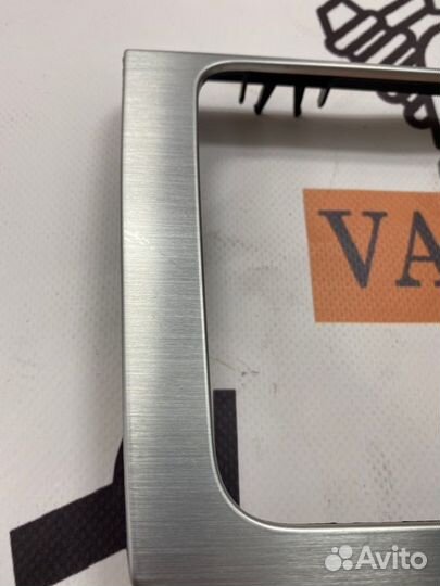 Рамка магнитолы Vw Passat CC 3.6 2008