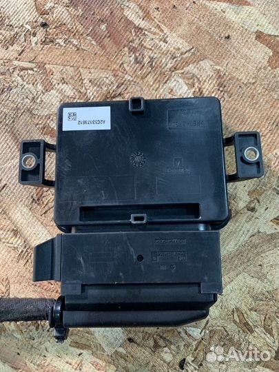 Блок управления ручником Audi A6 C6 седан 2.8 CCE