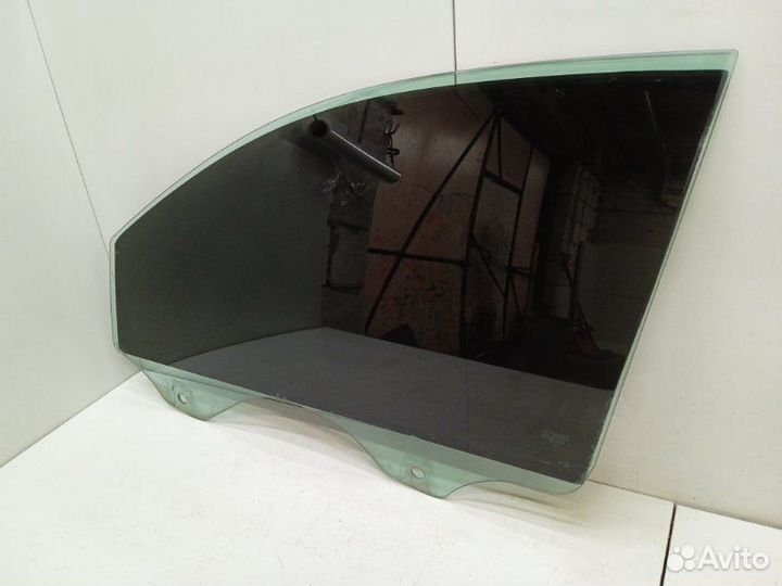 Стекло двери передней левой Volkswagen Touareg 4.9