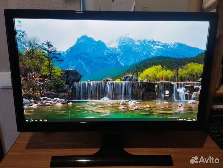 Монитор Samsung 21.5