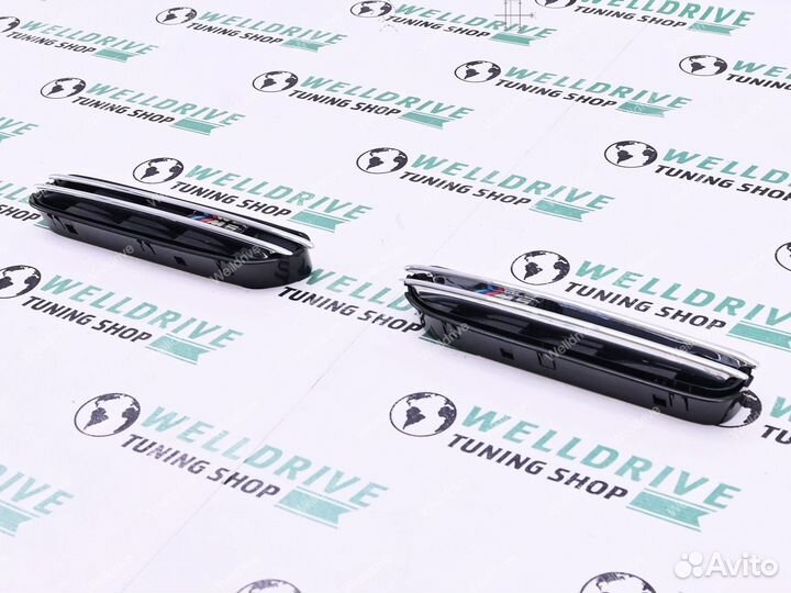 Жабры на крылья BMW M5 E60 E61 черные