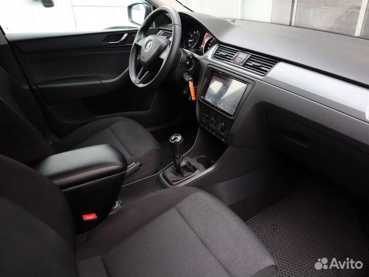 Skoda Rapid 1.6 МТ, 2016, 134 325 км