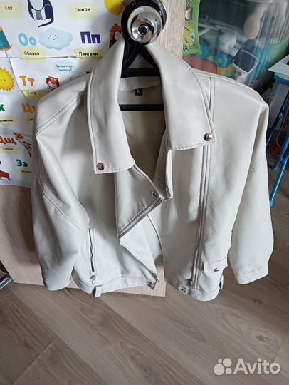 Совершенно новая куртка Экокожа