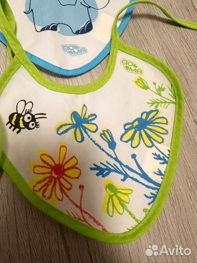 Нагрудник для кормления