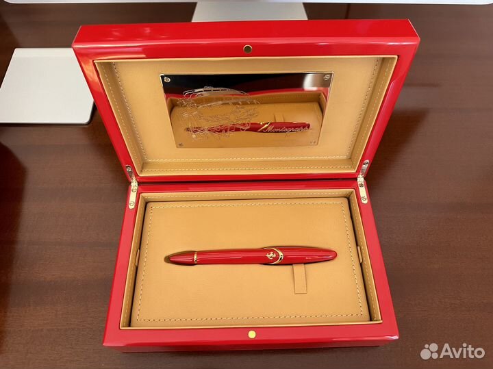 Перьевая ручка Montegrappa Ferrari