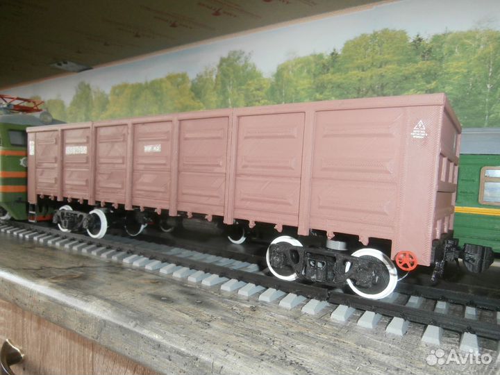 Сборная модель полувагона в масштабе 1-32