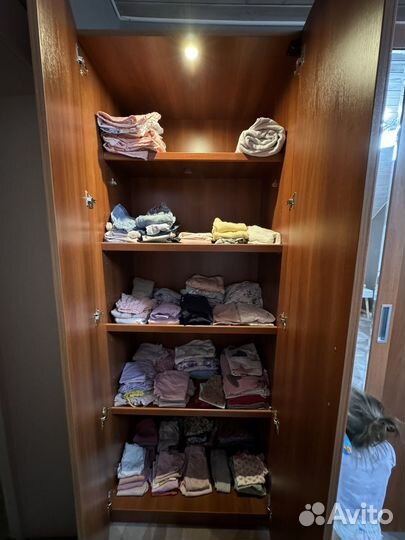 Шкаф с подсветкой в идеале