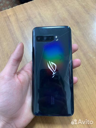 ASUS Rog Phone 3, 12/128 ГБ