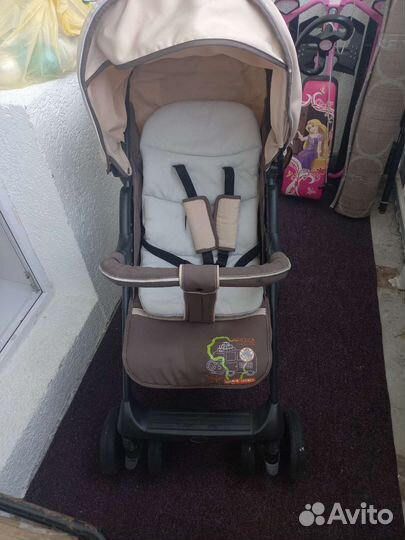 Прогулочная коляска