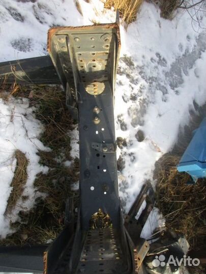 Траверса рамы поперечная Volvo FM13 FH13