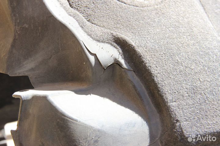 Подкрылок левый М-тех BMW e60