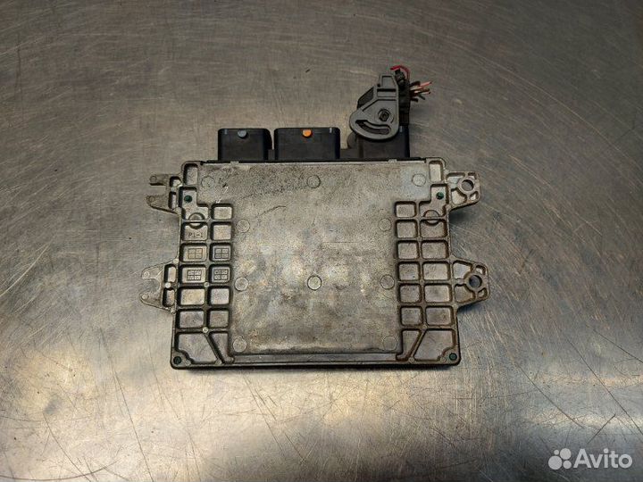 Блок управления двигателем Nissan Serena NC25