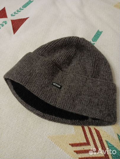 Мужская шапка