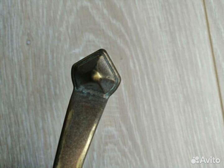 Мебельные ручка бронза