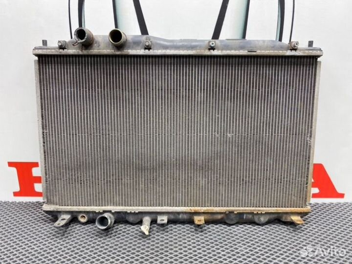 Радиатор охлаждения двигателя Honda Civic FD(4Д)