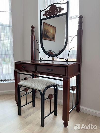 Комплект мебели из массива натуральной гевеи