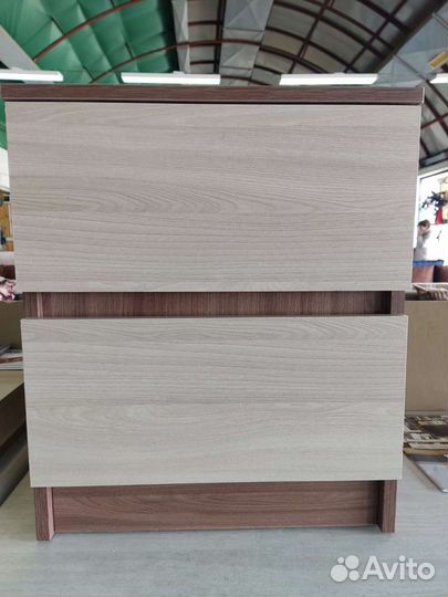 Тумба прикроватная