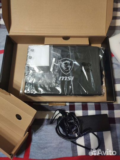 Игровой ноутбук MSI GL65 Leopard