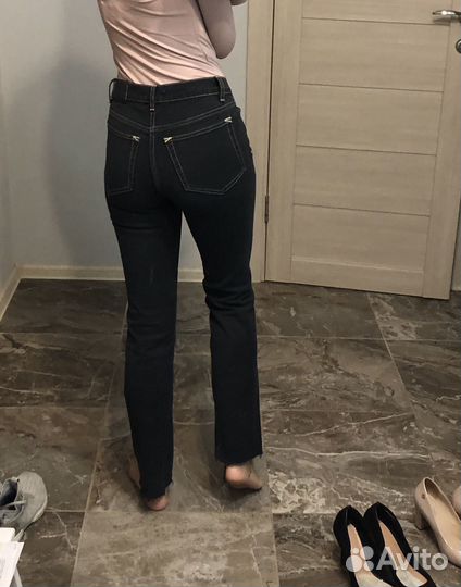 Джинсы Pull and bear