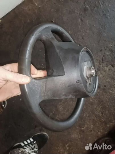 Рулевое колесо пежо боксер 2010г