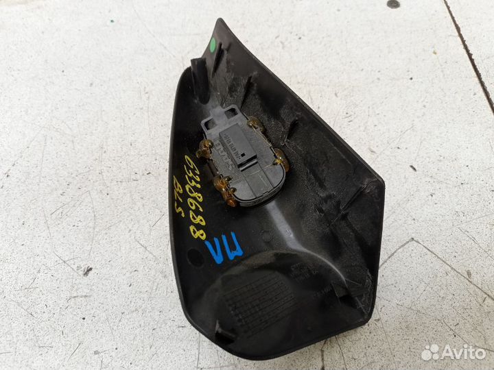 Кнопка регулировки зеркала