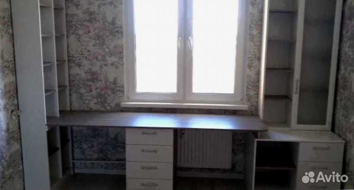 Рабочая зона у окна