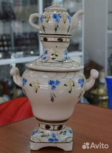 Самовар- сахарница. гжель