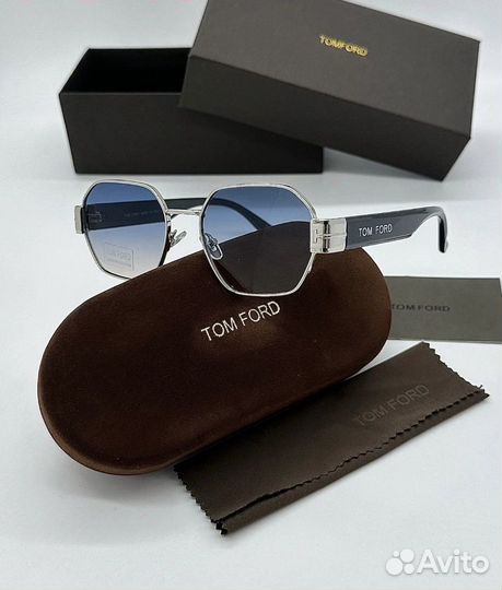 Солнцезащитные очки tom ford