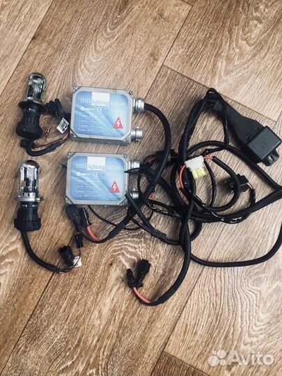 Ксенон автомобильный.Комплект