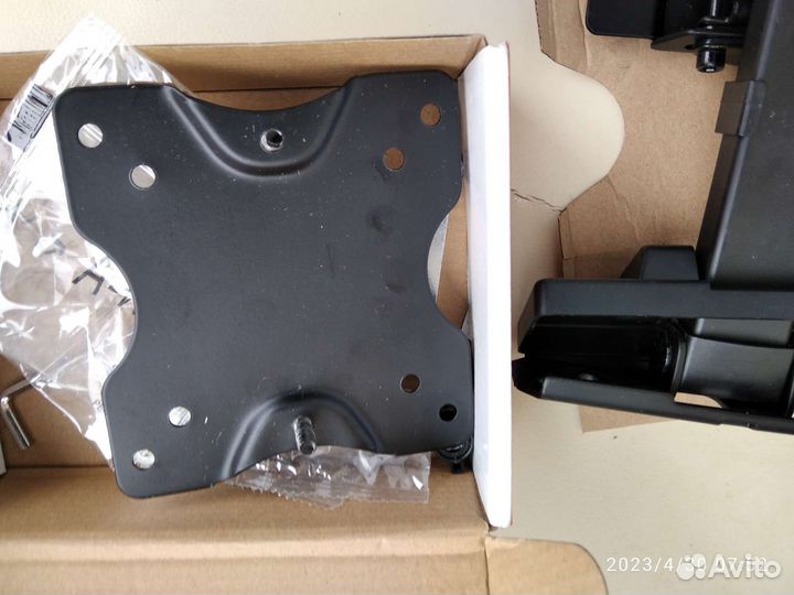 Кронштейн для телевизора на стену