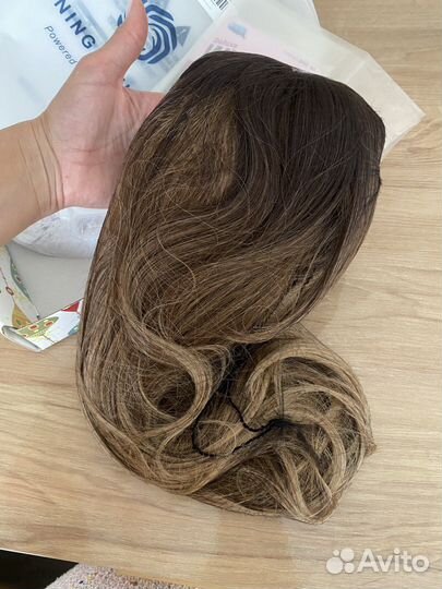 Парик русый каре натуральный