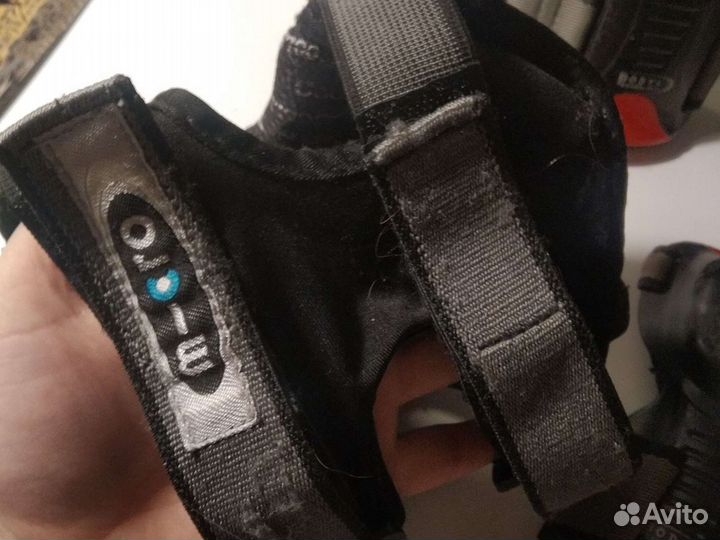 Защита для роликов и коньков