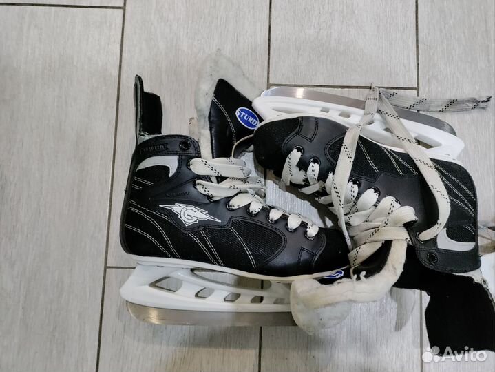 Коньки хоккейные детские